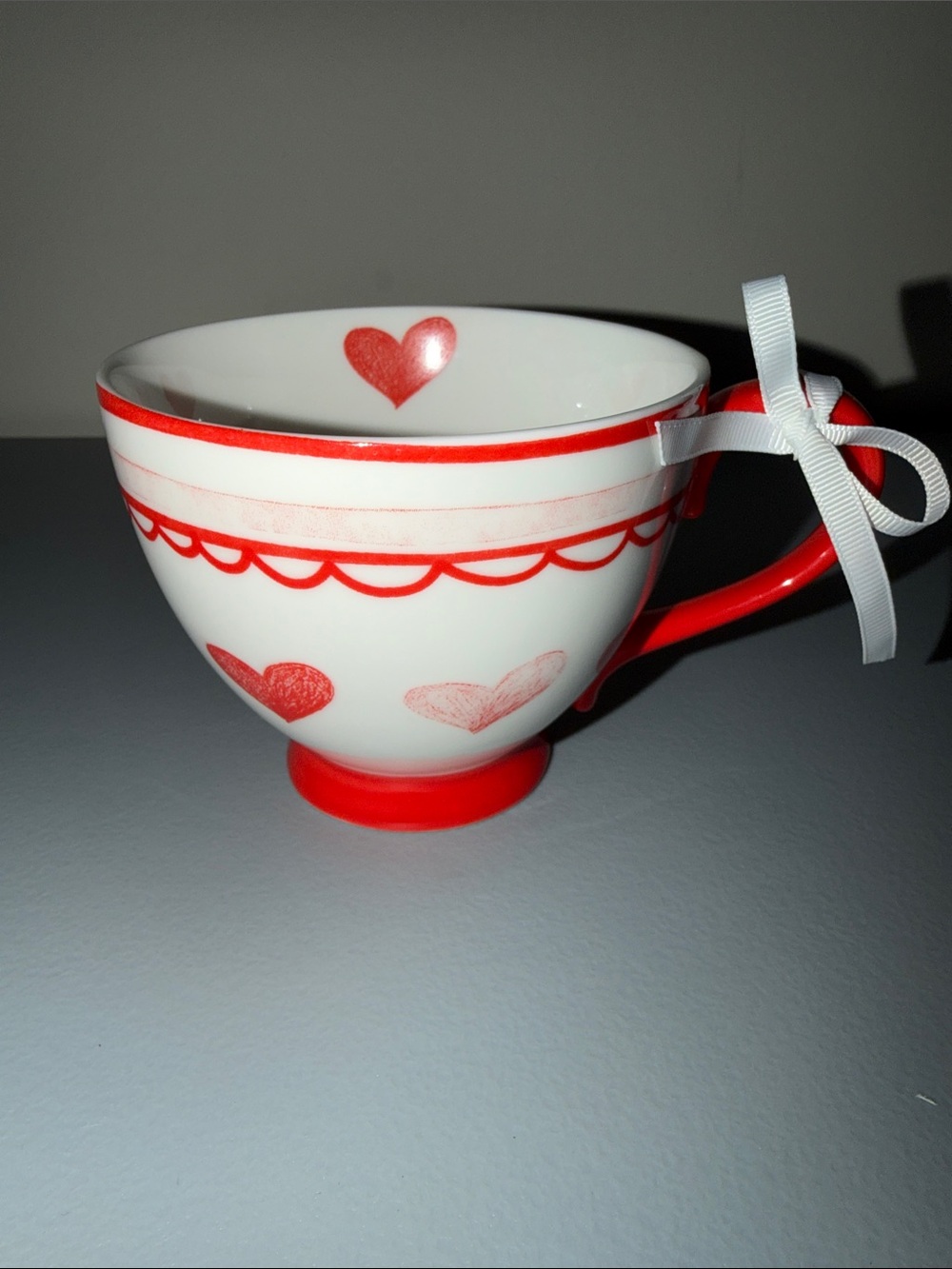 NWOT Red Heart Accent Fine Porcelain Mug - White and Red